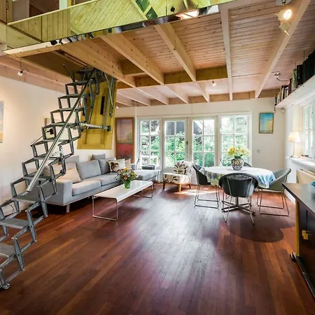 Holiday home Atelier Bergen